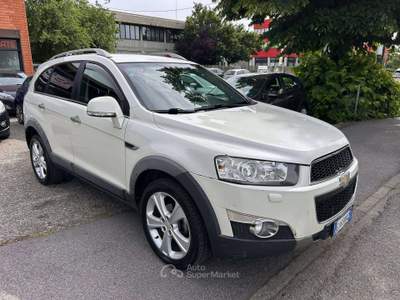 Chevrolet Captiva 2.2 LTZ 184cv  7 POSTI  *CAMBIO AUTOMATICO* Bianco usata Inzago