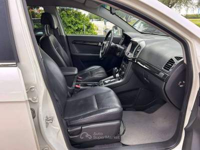 Chevrolet Captiva 2.2 LTZ 184cv  7 POSTI  *CAMBIO AUTOMATICO* Bianco usata Inzago