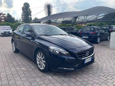 Volvo V40 V40 D2 Geartronic Kinetic Blu/Azzurro usata Cittadella