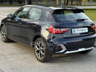 Audi A1 AUDI A1 citycarver 25 TFSI Admired Blu/Azzurro usata QUINTO DI TREVISO