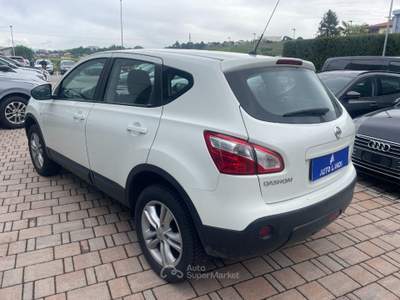 Nissan Qashqai 1.5 dci Visia Dpf FL Bianco usata Sarego