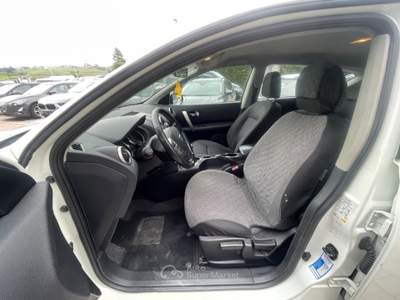 Nissan Qashqai 1.5 dci Visia Dpf FL Bianco usata Sarego