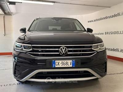 Volkswagen Tiguan Allspace 2.0 TDI SCR Elegance DSG  7 POSTI Nero usata Galbiate