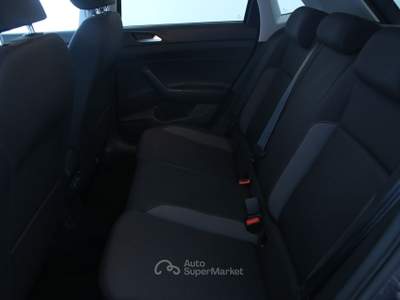 Volkswagen Polo 1.0 EVO Edition Plus Tech Pack/Videocamera per retromarcia Rear View/Vetri laterali posteriori e lunotto oscurati Grigio usata Feltre