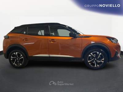 Peugeot 2008 BlueHDi 130 EAT8 GT S/S aut. Arancione usata Salerno