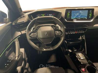 Peugeot 2008 BlueHDi 130 EAT8 GT S/S aut. Arancione usata Salerno