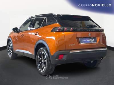 Peugeot 2008 BlueHDi 130 EAT8 GT S/S aut. Arancione usata Salerno