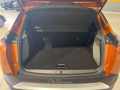 Peugeot 2008 BlueHDi 130 EAT8 GT S/S aut. Arancione usata Salerno