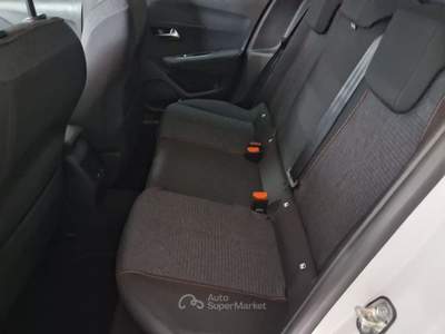 Peugeot 208 Business Hybrid 110 e-DCS6 auto Bianco usata Sarzana