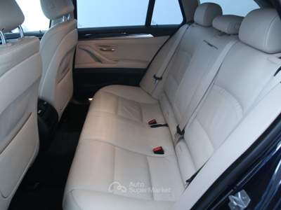 BMW Serie 5 520d 520d Touring Aut. Cerchi in lega a V styling 331 da 19"/Interni in pelle Beige/Fari allo Xeno/Telecamera posteriore/Keyless system Blu/Azzurro usata Feltre