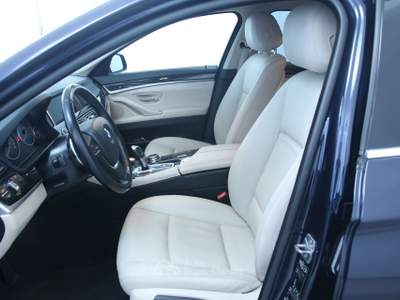 BMW Serie 5 520d 520d Touring Aut. Cerchi in lega a V styling 331 da 19"/Interni in pelle Beige/Fari allo Xeno/Telecamera posteriore/Keyless system Blu/Azzurro usata Feltre