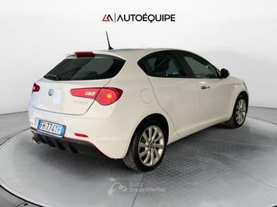 Alfa Romeo Giulietta III 2016 1.4 t. Gpl 120cv Bianco usata Roma