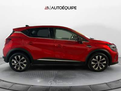 Renault Captur II 2019 1.6 E-Tech full hybrid Techno 145cv auto Rosso usata Roma