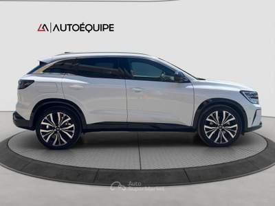 Renault Austral 2023 1.2 E-Tech full hybrid Iconic 200cv auto Bianco usata Roma