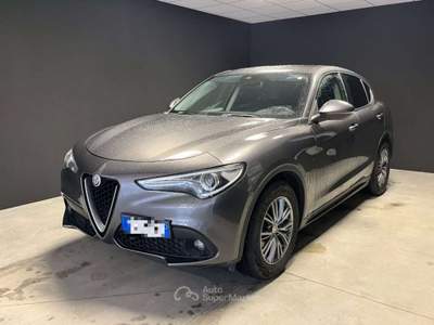 Alfa Romeo Stelvio 2.2 Turbodiesel 190 CV AT8 Q4 Business PROMO Grigio usata Este