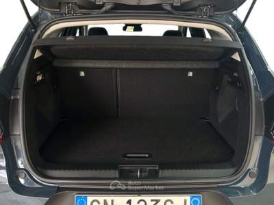 Renault Captur II 2019 1.0 tce Intens Gpl 100cv my21 Blu/Azzurro usata Roma