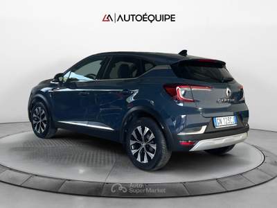 Renault Captur II 2019 1.0 tce Intens Gpl 100cv my21 Blu/Azzurro usata Roma