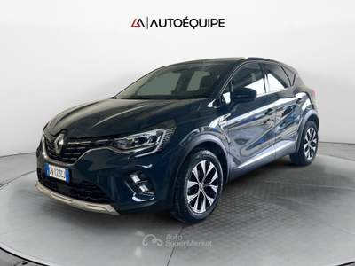 Renault Captur II 2019 1.0 tce Intens Gpl 100cv my21 Blu/Azzurro usata Roma