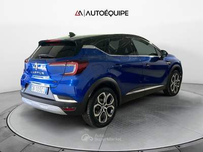 Renault Captur II 2019 1.6 E-Tech hybrid Techno Fast Track 145cv auto Blu/Azzurro usata Roma