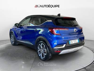 Renault Captur II 2019 1.6 E-Tech hybrid Techno Fast Track 145cv auto Blu/Azzurro usata Roma
