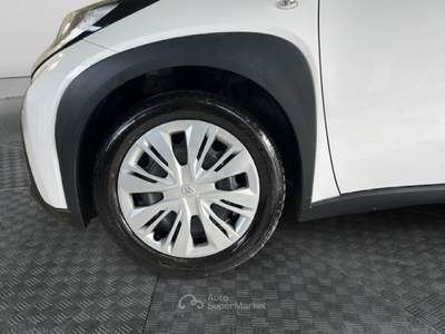 Toyota Aygo 1.0 Active 72cv s-cvt Bianco usata Roma