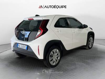 Toyota Aygo 1.0 Active 72cv s-cvt Bianco usata Roma
