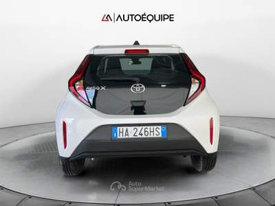 Toyota Aygo 1.0 Active 72cv s-cvt Bianco usata Roma
