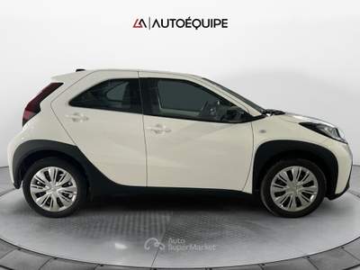 Toyota Aygo 1.0 Active 72cv s-cvt Bianco usata Roma