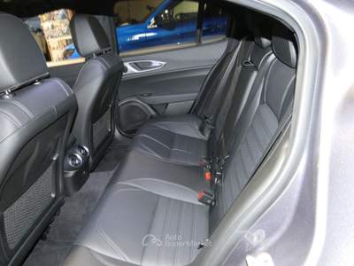 Alfa Romeo Giulia 2.0 Turbo 280 CV AT8 AWD Q4 Veloce Grigio usata Brunico