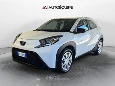 Toyota Aygo 1.0 Active 72cv s-cvt Bianco usata Roma