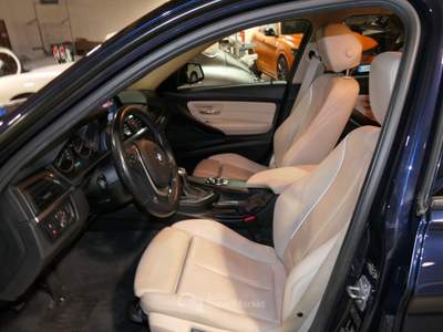BMW Serie 3 320d 320d xDrive Luxury Touring Blu/Azzurro usata Brunico