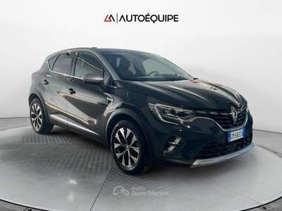 Renault Captur II 2019 1.6 E-Tech full hybrid Techno 145cv auto Blu/Azzurro usata Roma