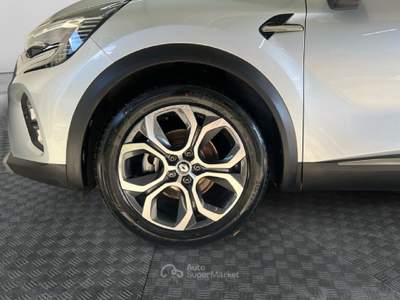 Renault Captur II 2019 1.6 E-Tech hybrid Techno Fast Track 145cv auto Grigio usata Roma