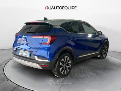 Renault Captur II 2019 1.6 E-Tech full hybrid Techno 145cv auto Blu/Azzurro usata Roma