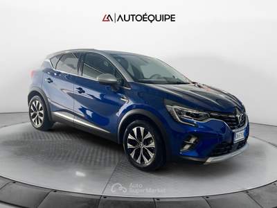Renault Captur II 2019 1.6 E-Tech full hybrid Techno 145cv auto Blu/Azzurro usata Roma