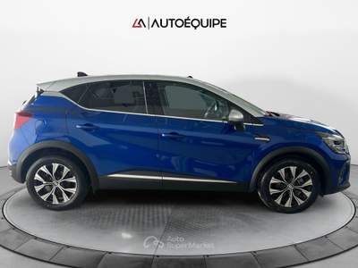 Renault Captur II 2019 1.6 E-Tech full hybrid Techno 145cv auto Blu/Azzurro usata Roma