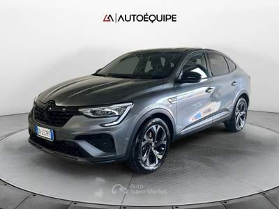 Renault Arkana 2021 1.6 E-Tech full hybrid E-Tech Engineered 145cv Grigio usata Roma