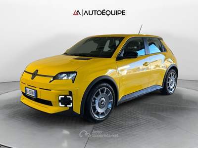 Renault 5 E-Tech Electric Renault 5 E-Tech Evolution urban range 120cv Giallo usata Roma