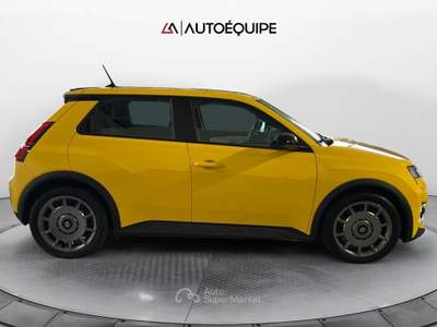 Renault 5 E-Tech Electric Renault 5 E-Tech Evolution urban range 120cv Giallo usata Roma
