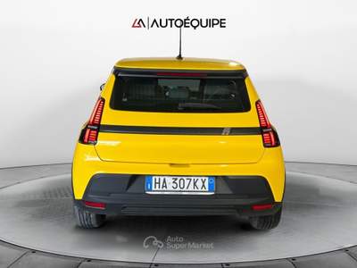 Renault 5 E-Tech Electric Renault 5 E-Tech Evolution urban range 120cv Giallo usata Roma