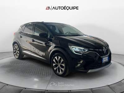 Renault Captur II 2019 1.6 E-Tech full hybrid Techno 145cv auto Nero usata Roma