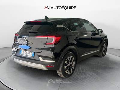 Renault Captur II 2019 1.6 E-Tech full hybrid Techno 145cv auto Nero usata Roma