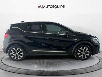 Renault Captur II 2019 1.6 E-Tech full hybrid Techno 145cv auto Nero usata Roma