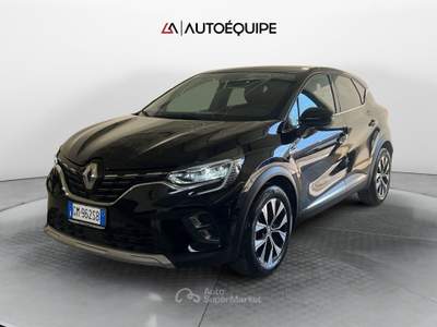 Renault Captur II 2019 1.6 E-Tech full hybrid Techno 145cv auto Nero usata Roma