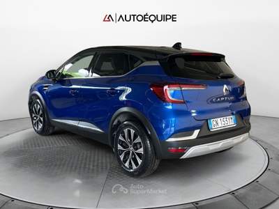 Renault Captur II 2019 1.6 E-Tech full hybrid Techno 145cv auto Blu/Azzurro usata Roma