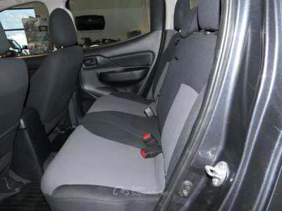 Mitsubishi L200 2.2TD Club Cab INTENSE SDA + IVA Grigio usata Brunico