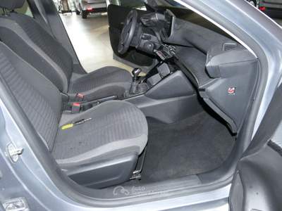 Peugeot 208 Active PureTech 100 S/S Grigio usata Brunico