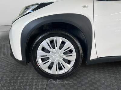 Toyota Aygo 1.0 Active 72cv s-cvt Bianco usata Roma