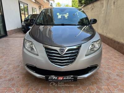 Lancia Ypsilon 95 CV 5 porte S&S Gold Grigio usata Angri