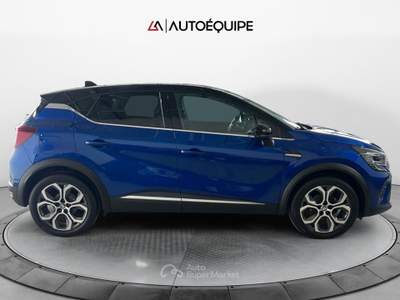 Renault Captur II 2019 1.0 tce Intens Gpl 100cv my21 Blu/Azzurro usata Roma